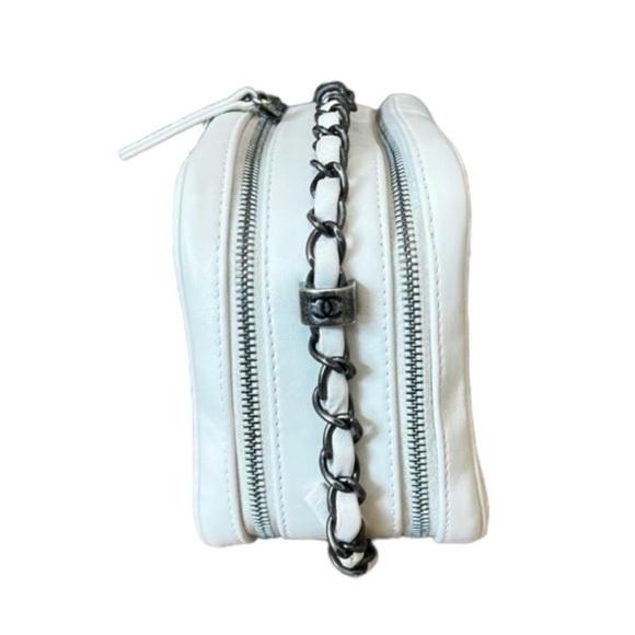 Chanel Leather Small Coco Boy White Crossbody Quilted Camera Bag - Picture 5 of 9